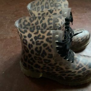 Jessica Simpson boots